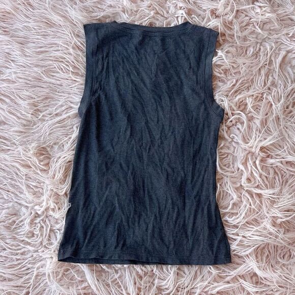 Banana Republic Tank Top - Picture 5 of 5